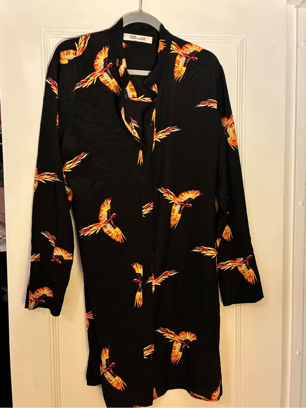 Diane Von Furstenberg Black Long-Sleeve Dress with Orange Parrot Print